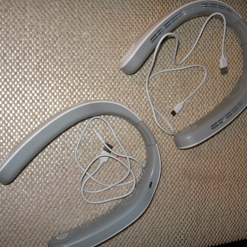 Lot of 2 Summer Wind Neck Fan Air Conditioner Personal Cooling New no Packaging